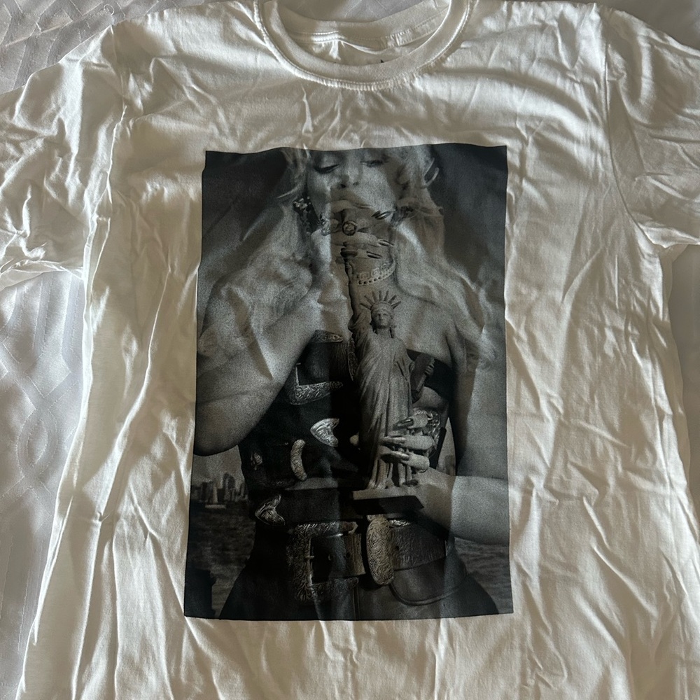 Cowboy Carter NYC Authentic Exclusive Tee!